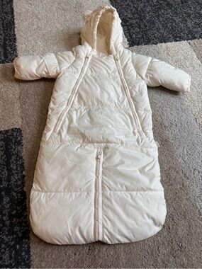Baby Gap Cream Hooded Snowsuit 0-3 months